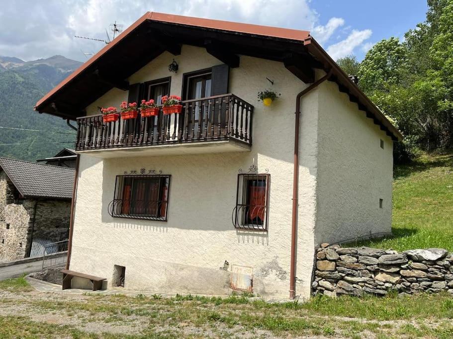 La Casetta Delle Nuvole Mazzo di Valtellina Exterior photo